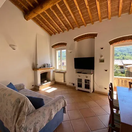 Alloro 1 * Marciana Marina